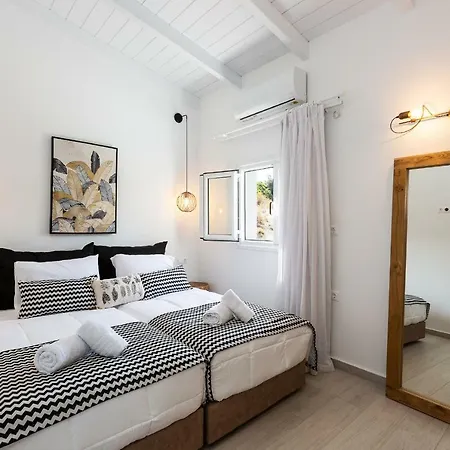 וילה Nikiforos Villa, Coastal Retreat, By Thinkvilla סקאלטה