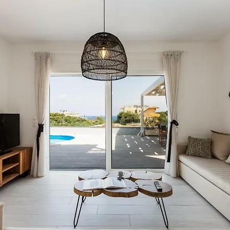 Nikiforos Villa, Coastal Retreat, By Thinkvilla Villa Skaleta