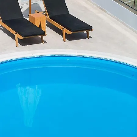 Nikiforos Villa, Coastal Retreat, By Thinkvilla Skaleta